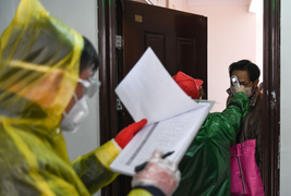 Hồ Bắc yêu cầu kiểm tra y tế với tất cả người ốm, sốt từ cách đây 1 tháng